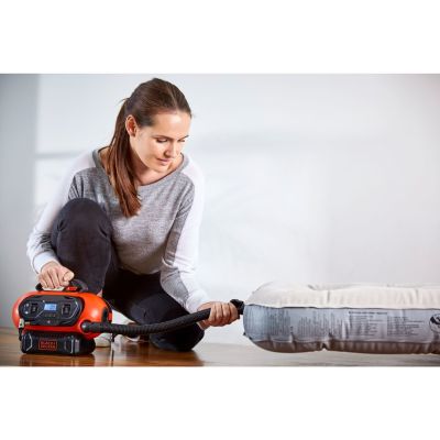 4. BDCINF18N Black+Decker Cordless Compressor