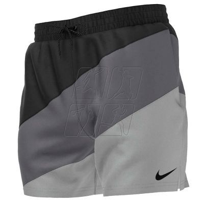 Nike Color Surge 5&quot; M NESSD471 001 swim shorts fastened incorrectly