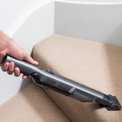 12. SHARK WV200EU handheld vacuum cleaner