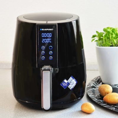 2. Blaupunkt AFD-501 fryer (fat-free; 2.5 l; 1500W; black)