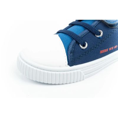 15. Leomil Super Mario children's sports shoes sneakers for boys comfortable