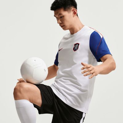 4. Nike Chelsea FC Strike SS Top II6811-100