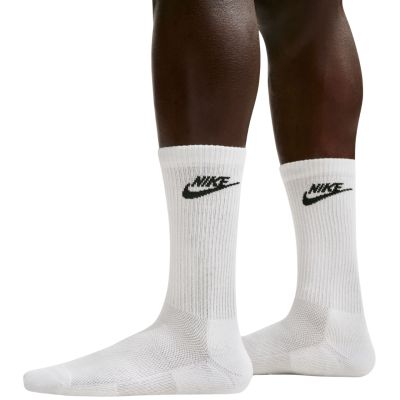 8. Nike Everyday Elevated Socks 3 Pairs White IH8522 901