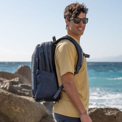 8. XD DESIGN ANTI-THEFT BACKPACK BOBBY EXPLORE NAVY P/N: P705.915