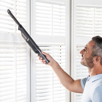 8. SHARK WV200EU handheld vacuum cleaner