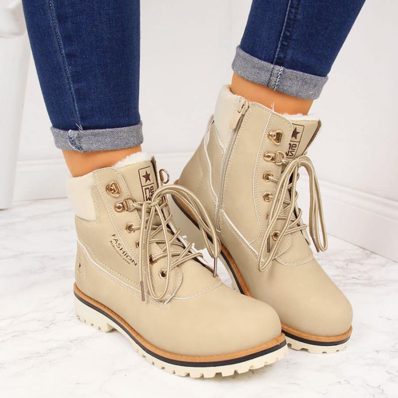 15. NEWS W EVE249A insulated hiking boots beige 