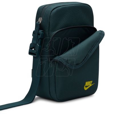 6. Nike Heritage Crossbody Bag DB0456-328