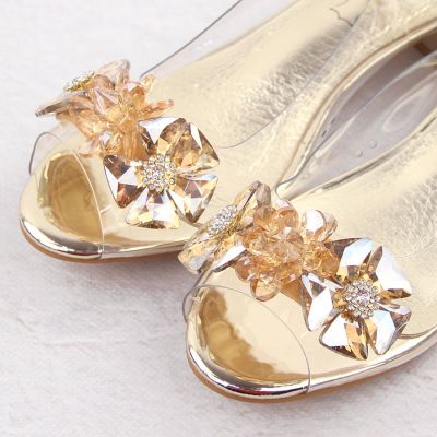 46. Women's beige openwork closed sandals Sabatina