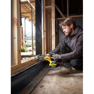 18. Fatmax 18V SFMCS311B-XJ STANLEY Reciprocating Saw