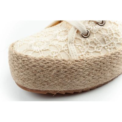 6. Lee Cooper women's lace sneakers beige platform