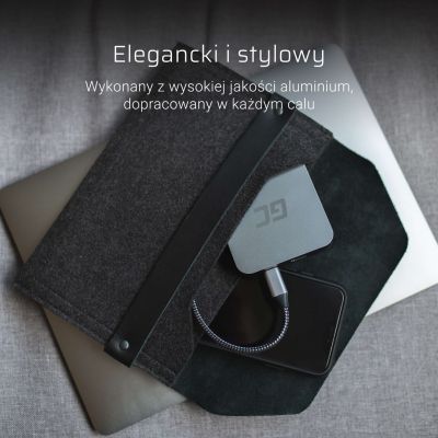 4. GREEN CELL ADAPTER, 6-IN-1 USB-C HUB