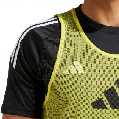 6. adidas Training 24 BIB JF3244 tag