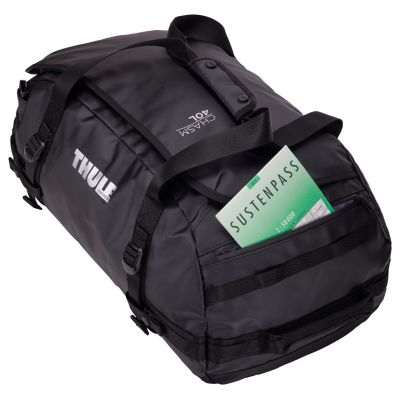 8. Thule Chasm TDSD302 Black Sports Bag 40L Polyester Black