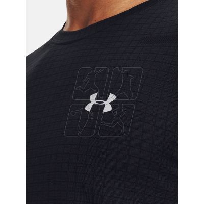 6. Under Armour T-shirt M 1376921-001