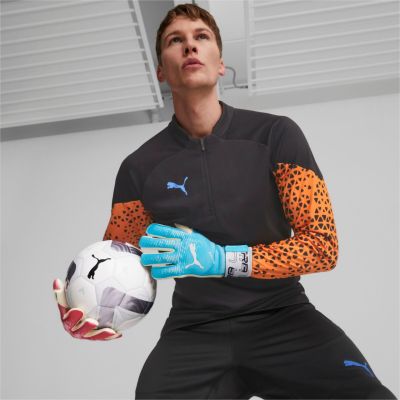 10. Puma Ultra Grip 1 Tricks Hybrid 41853 01 Goalkeeper Gloves