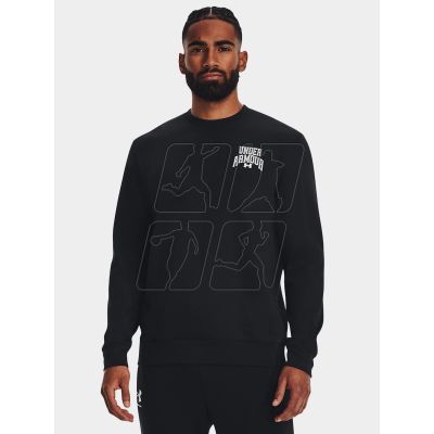 3. Under Armor M 1379764-001 sweatshirt