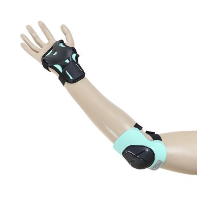 36. Nils Extreme Protectors Set Black and Mint H210 Size XS