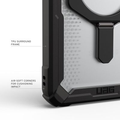 5. Urban Armor Gear Plasma XTE Case for 17.5 cm (6.9") Mobile Phone Black, Transparent