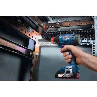 3. BOSCH Impact Wrench 18V 1/2" / HEX 1/4" 180Nm SOLO