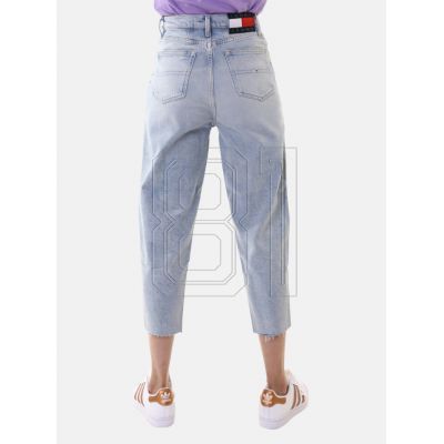 11. Tommy Jeans Mom Fit Tapered W DW0DW11561
