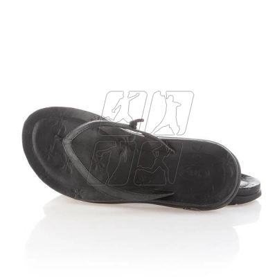 11. Chaco Locavore Black Flip-flops Wmn J102208