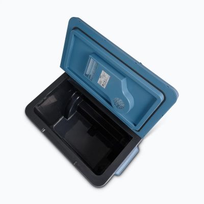 8. Igloo IE42 42l Thermoelectric Refrigerator, Blue