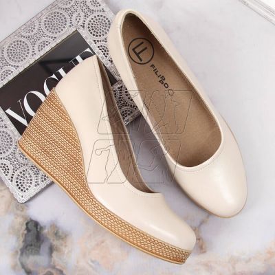 3. Pumps on the wedge Filippo W PAW339C beige