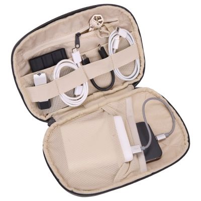 7. Thule Subterra 2 TSPW401 Vetiver Gray Polyester Case Gray