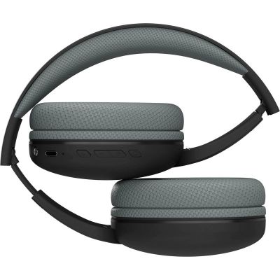 7. Defender Bluetooth Freemotion Over-Ear Headphones B480 Black 63480
