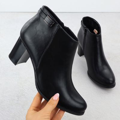 2. Jezzi ASA125-36 classic women's ankle boots with a block heel