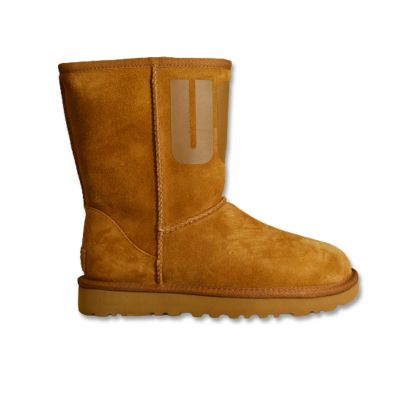 Women's UGG W Classic Short Rubber Logo High Snow Boots - 1108230-CHE