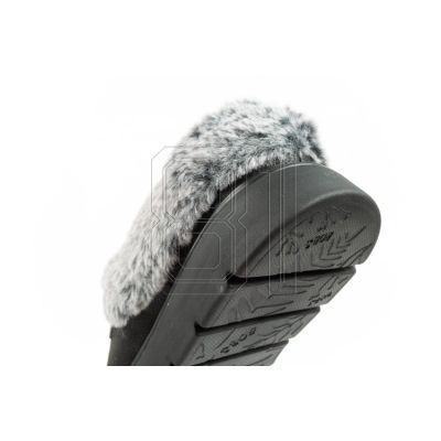 7. Skechers Cozy Blend slipper shoes for women, insulated slip-on sneakers