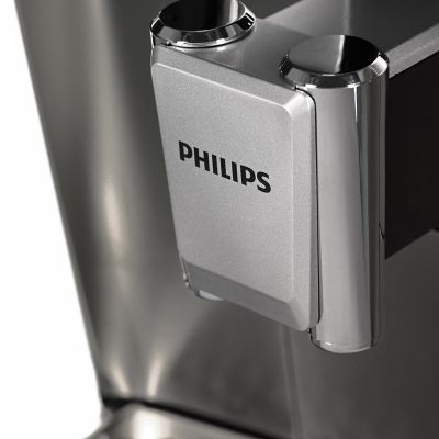 12. PHILIPS EP 2334/10 espresso machine