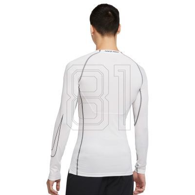 2. Nike Compression M DD1990-100 Thermal Shirt