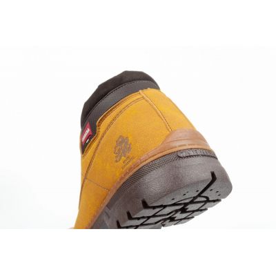 8. Carrera Chukka M CAM021057-01 shoes