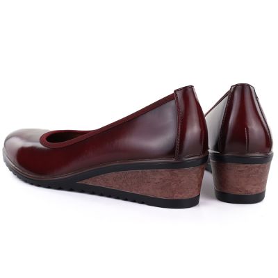4. Women's red wedge shoes Vinceza 58628