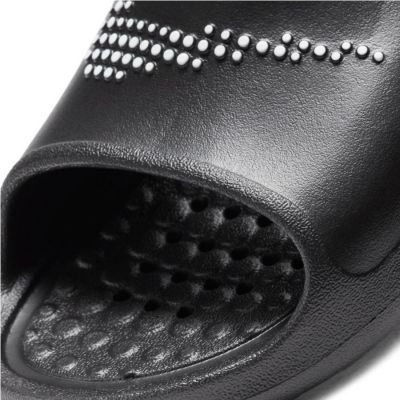 9. Nike Victori One M CZ5478-001 flip-flops black
