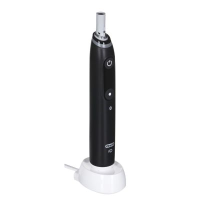 30. BRAUN ORAL-B ELECTRIC TOOTHBRUSH IO 6N BLACK ONYX black