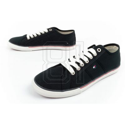 14. Tommy Hilfiger M FM56816983 shoes