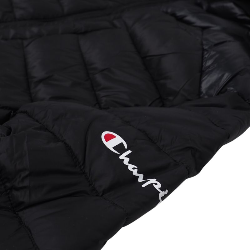 5. Champion Hooded M 220340 KK001 jacket
