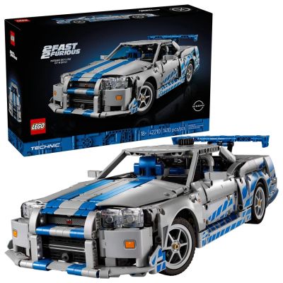 25. LEGO Technic 42210 Nissan Skyline GT-R (R34) 2 Fast 2 Furious