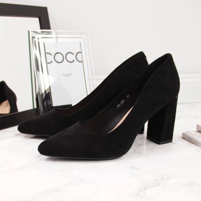 21. Sergio Leone W SK316A Suede Pumps on the Block Heel in Black 