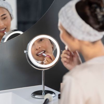 4. Medisana 2-in-1 standing cosmetic mirror CM 844 (7x magnification)