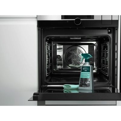 5. ELECTROLUX M3OCS301 Oven Cleaner