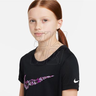 4. Nike Dri-Fit Jr T-shirt DZ3583-010