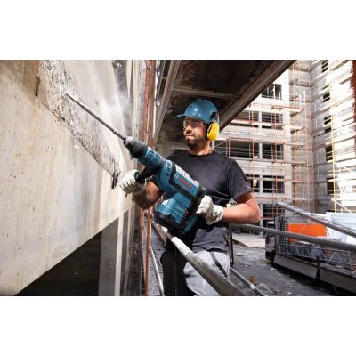 2. Bosch 0 611 265 000 Rotary Hammer 1500 W 300 RPM SDS Max