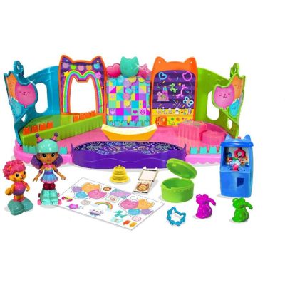 6. Gabi's Cat House Rooftop Birthday Party Room