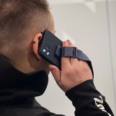 17. Rope case gel case with a chain lanyard bag lanyard iPhone 11 Pro Max yellow