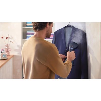 20. PHILIPS GC 810/20 Garment Steamer