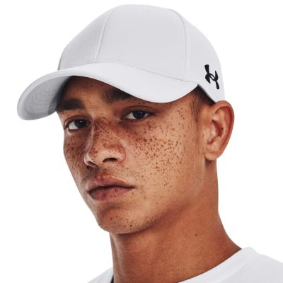 4. Under Armour Team Blitzing Cap 1376702 100